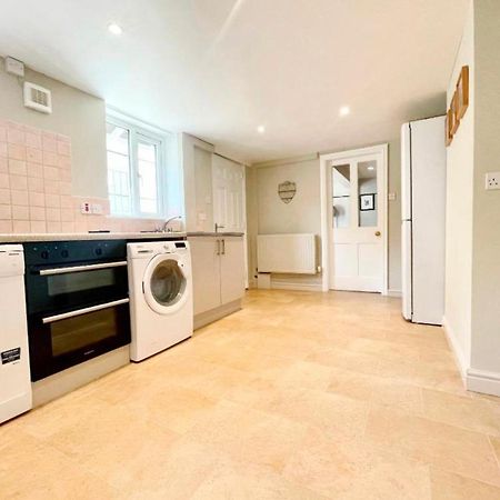 Cheltenham Central Apartment, Parking, Close Bars & Restaurants Esterno foto